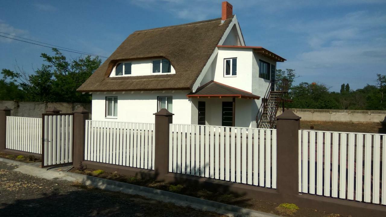 Eco House Hotel Chornomorsk Luaran gambar